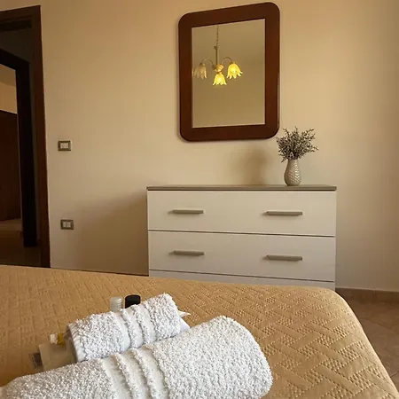 Camilla's House - Moderno E Luminoso Apartment